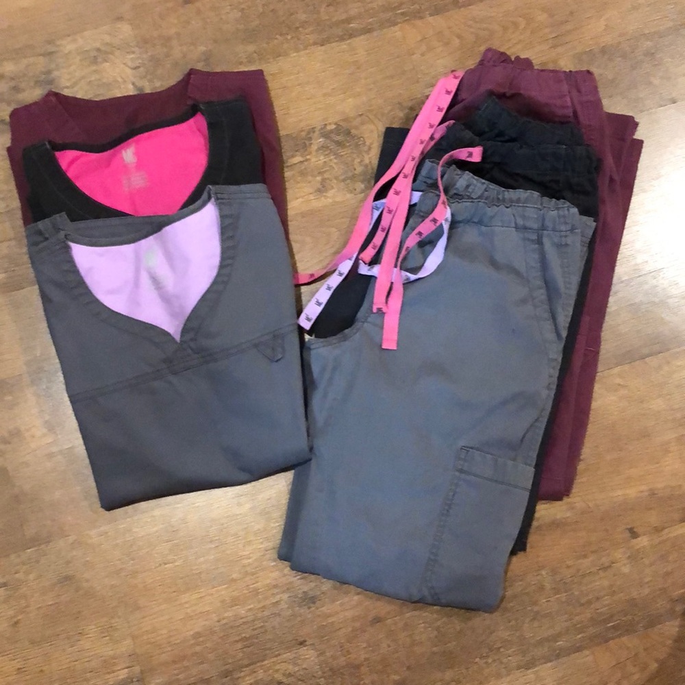 3 pairs Scrubs